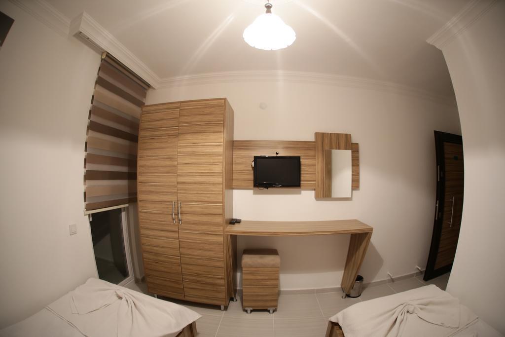 Araucaria Pension Antalia Camera foto