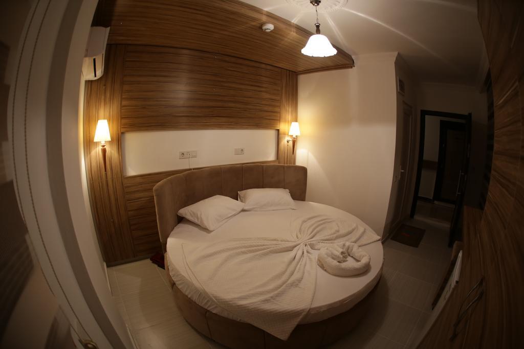 Araucaria Pension Antalia Camera foto